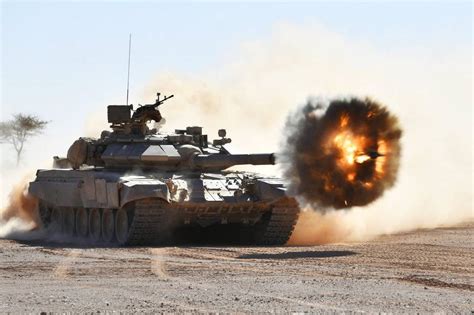 mudding gun Algeria|algerian army tanks.